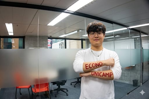 Harry Zhou